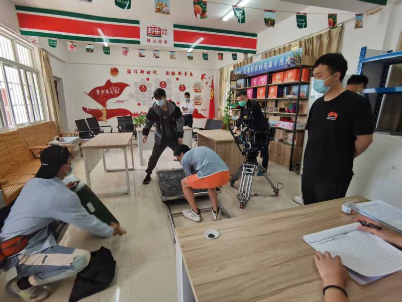 青原区广告片拍摄公司：极简主义践行者，少即是多的视觉哲学